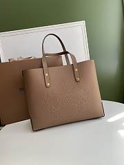 Embossed Letter Badge Handbags02 35*29*12cm - 6