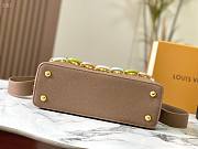 LV Capucines M21798 31.5 x 20 x 11CM - 4