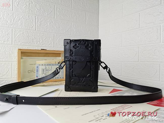 LV M82077Vertical Trunk 10.7 x 17.5 x 6.8CM - 1