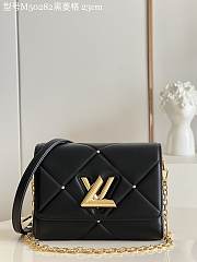 LV M59029 Twist 23 x 17 x 9.5CM - 1