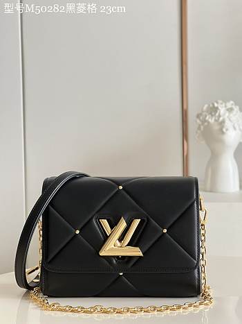 LV M59029 Twist 23 x 17 x 9.5CM