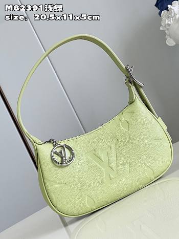 LV M82425 Mini Moon bag 20.5*11*5CM