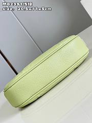LV M82425 Mini Moon bag 20.5*11*5CM - 4