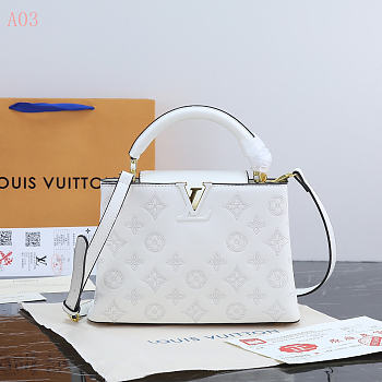 Capucines bb Taurillon 27X18X10CM