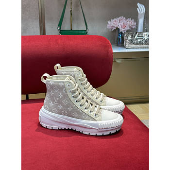 Louis Vuitton Squad Sneaker