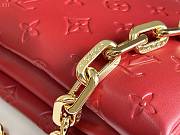 lv Coussin 26 x 20 x 12CM - 2