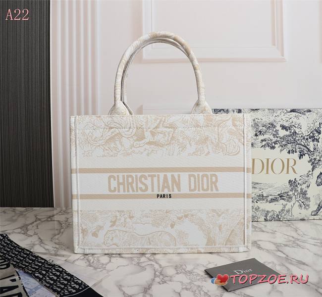 dior tote01 42x35x15cm - 1