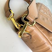 Fendi Baguette 26 x 4 x 14 CM - 2