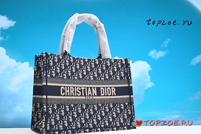 DIOR BOOK TOTE BLUE OBLIQUE EMBROIDERY M1296   36 x 28 x 16 CM - 1