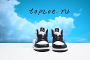Jordan Air Jordan 1 Mid  - 4