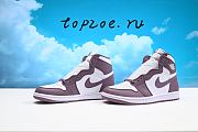 Air Jordan 1 Retro High OG  DZ8485-105 - 3