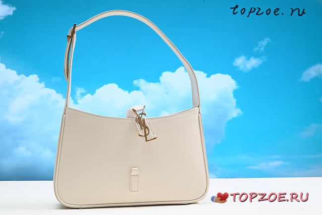 YSL LE 5 À 7 HOBO BAG IN SMOOTH LEATHER CREAM 25X14X6cm - 1