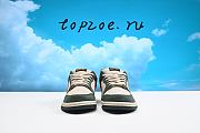 Nike - Dunk Low Pro SB  SB-304292-185 - 3