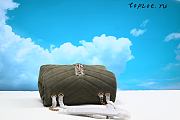 Saint Laurent loulou in quilted suede 20x16x10cm - 4