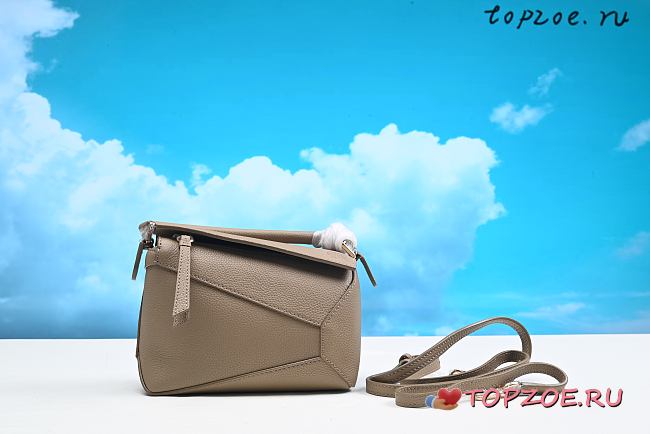 LOEWE Mini Puzzle bag 18*11*7.5cm - 1