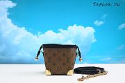 LV Online Only M82885 11.5 x 11.5 x 11.5 cm - 4