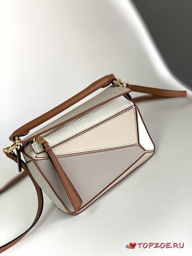 LOEWE  bag01 18X12.5X8cm - 1