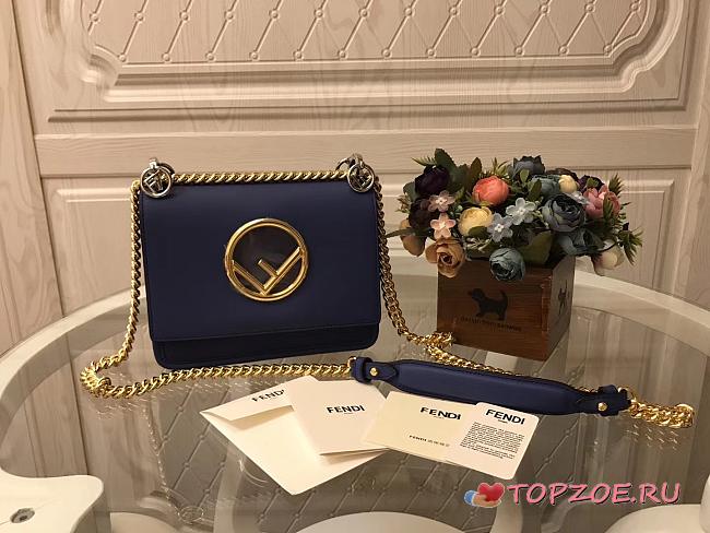 Fendi KANI MINI Handbag02 19x14x9cm - 1