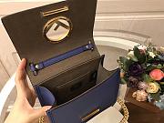 Fendi KANI MINI Handbag02 19x14x9cm - 4
