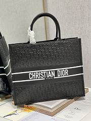 Dior book tote 41x32cm - 1