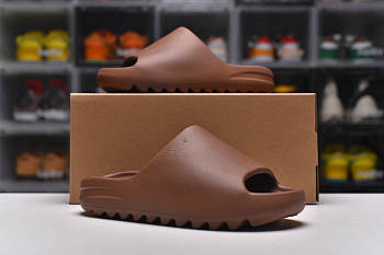 yeezy slide02
