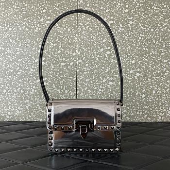 Valentino01 Garavani Rockstud 18.5✖12✖8cm