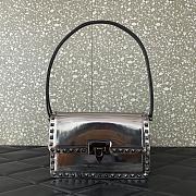 Valentino01 Garavani Rockstud23  23✖13✖9cm - 1