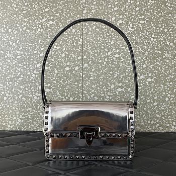 Valentino01 Garavani Rockstud23  23✖13✖9cm