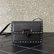 Valentino03 Garavani Rockstud 18.5✖12✖8cm - 1