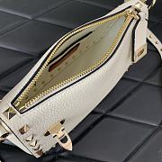 Valentino06 Garavani Rockstud 19✖13✖7cm - 6