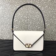 Valentino  VLOGO SIGNATURE02  24✖15.5✖7cm - 1