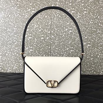 Valentino  VLOGO SIGNATURE02  24✖15.5✖7cm