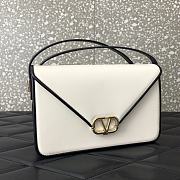 Valentino  VLOGO SIGNATURE02  24✖15.5✖7cm - 4