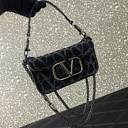 Valentino Garavani V02  20✖11✖5cm - 2