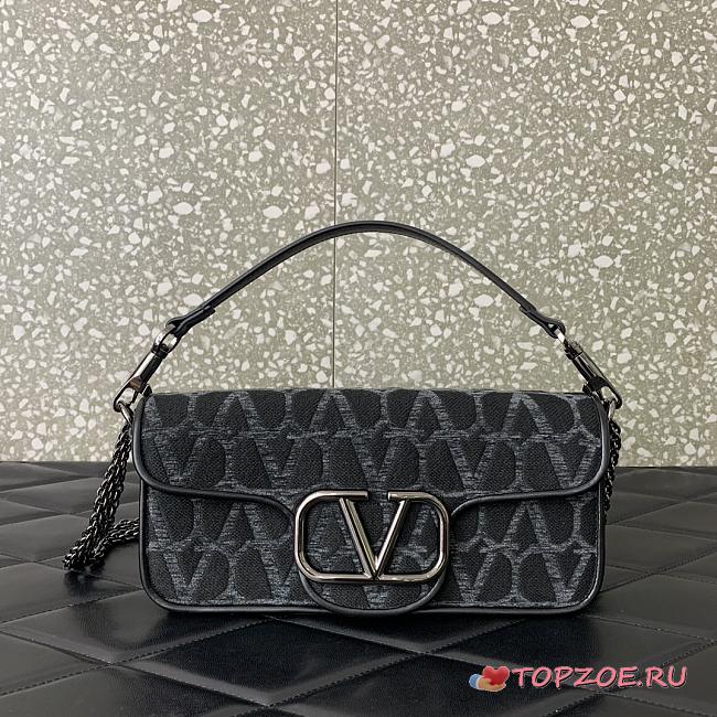 Valentino Garavani V02 27✖13✖6cm - 1
