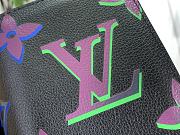 LV Wallet M82372 7.5x11x1cm - 3