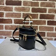 GUCCI Mini Bamboo Shoulder Bag 15.5X13.5X4cm - 5