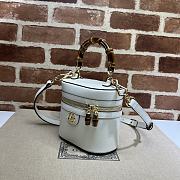 GUCCI Mini Bamboo Shoulder Bag01 15.5X13.5X4cm - 2