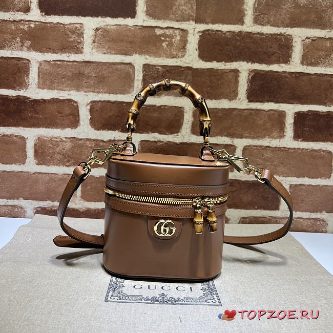 GUCCI Mini Bamboo Shoulder Bag02 15.5X13.5X4cm - 1