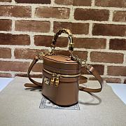 GUCCI Mini Bamboo Shoulder Bag02 15.5X13.5X4cm - 5