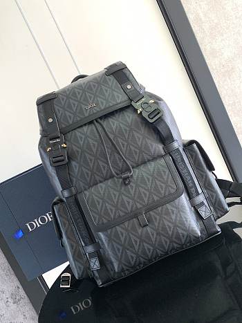 Dior Hit the Road backpack04 43 x 51 x 20cm