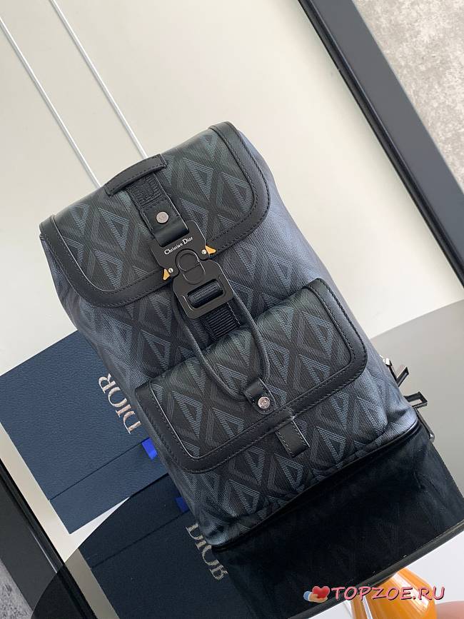 Dior Hit the Road SHOUDER BAG 23 x 32 x 12CM - 1