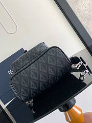 Dior Hit the Road SHOUDER BAG 23 x 32 x 12CM - 4