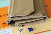 LV Aerogram M69831 17.3 x 12 x 7CM - 4