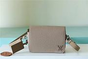 LV Aerogram Flap M82806 17.3 x 12 x 7CM - 1