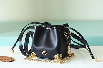 lv NOE PURSE 11.5 x 11.5 x 11.5 cm M82885