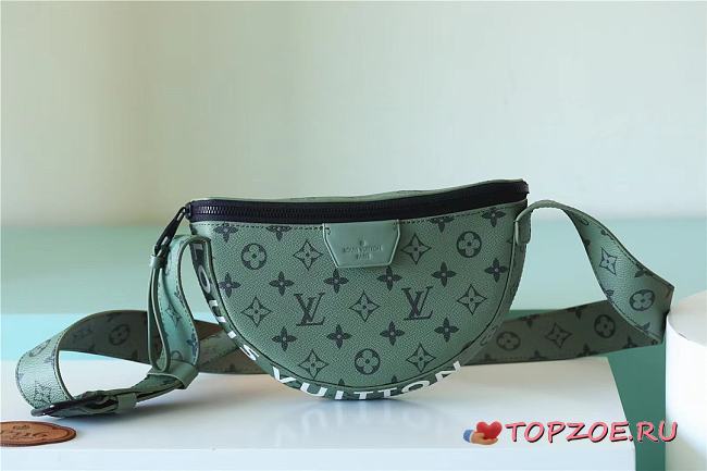 LV Moon Crossbody 24.5 x 16 x4.5cm - 1