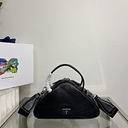 Prada Triangle Bag calfskin01 25x14.5x11cm - 1