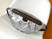LV Pillow Maxi M20971 44 x 24 x 7 cm - 4