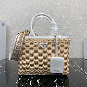 Prada Galleria handbag 26X18X11.5cm